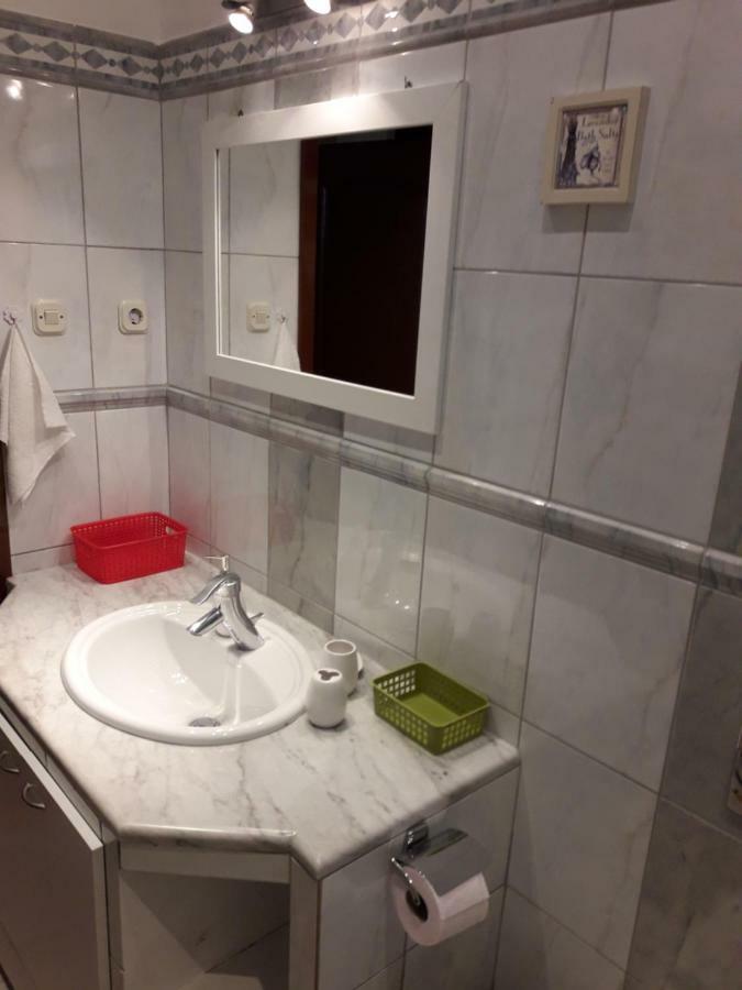 Apartman Beti Apartment โอปาติยา ภายนอก รูปภาพ