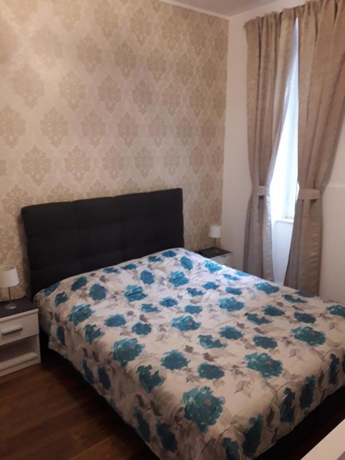 Apartman Beti Apartment โอปาติยา ภายนอก รูปภาพ